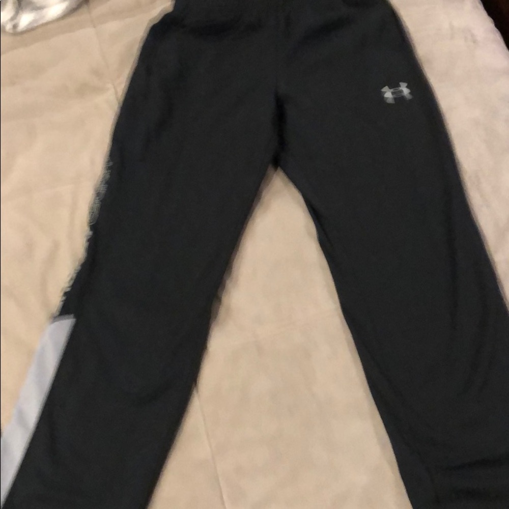 Under armour boys pants